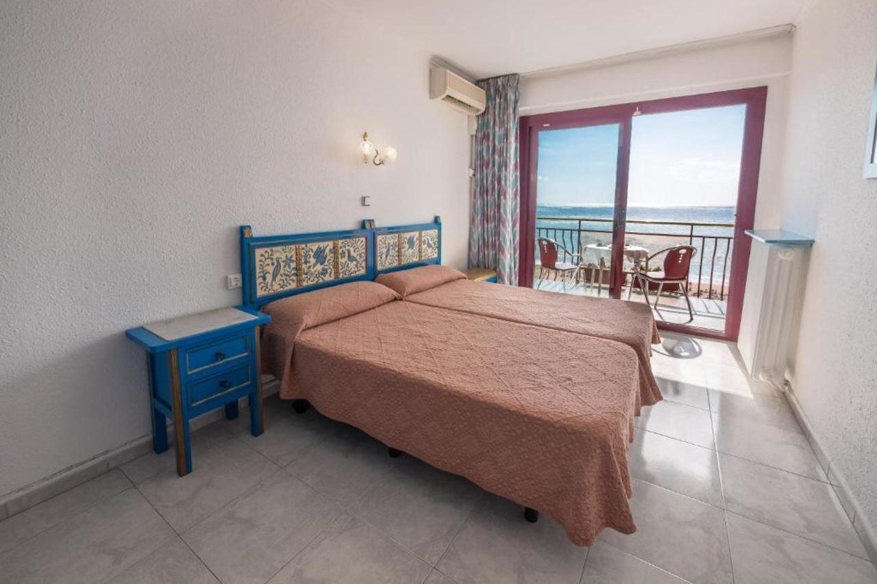 Checkin Garbí Hotel Calella